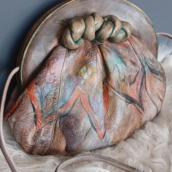 Vintage Jane Yoo Unique Hand  Painted Leather Crossbody - Picture 3 of 16